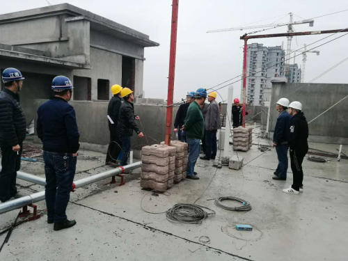 象湖隧道、九洲高架安顿房项目电动吊篮治理_拉斯维加斯3133cc