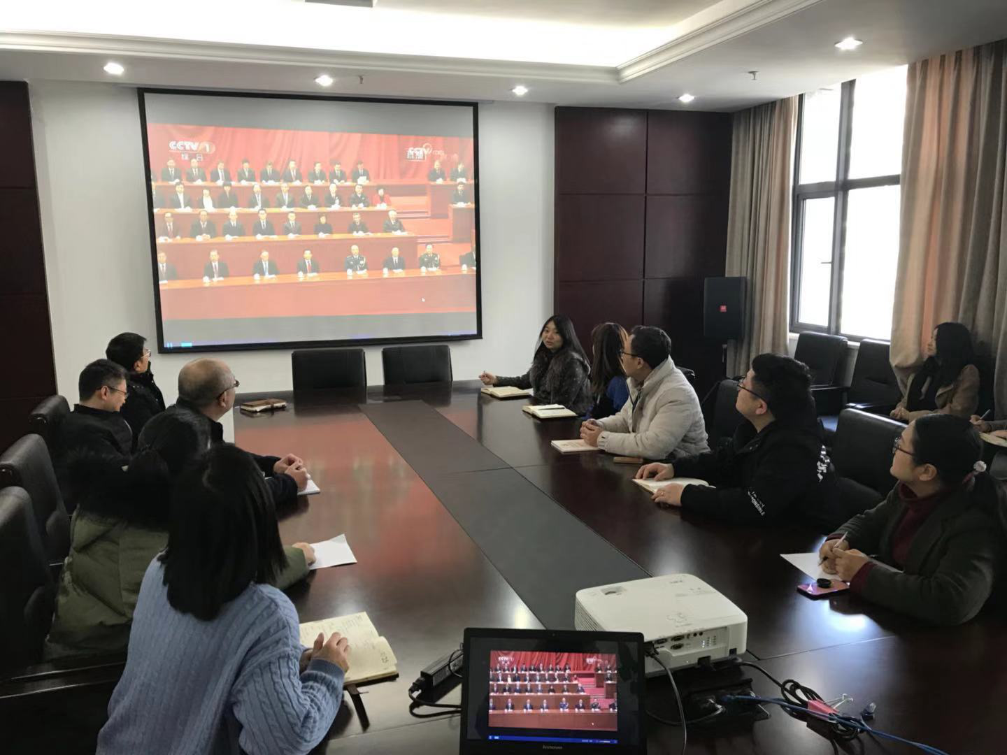 南昌城投房地产公司组织寓目“中央庆祝刷新开放40周年”大会_拉斯维加斯3133cc
