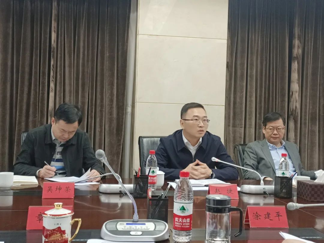 副市长赵捷赴市拉斯维加斯3133cc集团开展党的二十大精神宣讲并调研企业谋划生长情形_拉斯维加斯3133cc