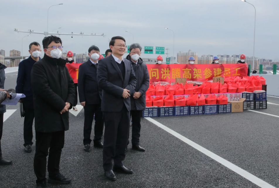 市长万广明走访慰问重大重点项目建设者_拉斯维加斯3133cc