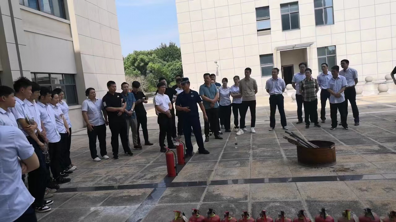 人人讲清静  个个会应急 --高速公司开展“清静生产月”系列活动_拉斯维加斯3133cc